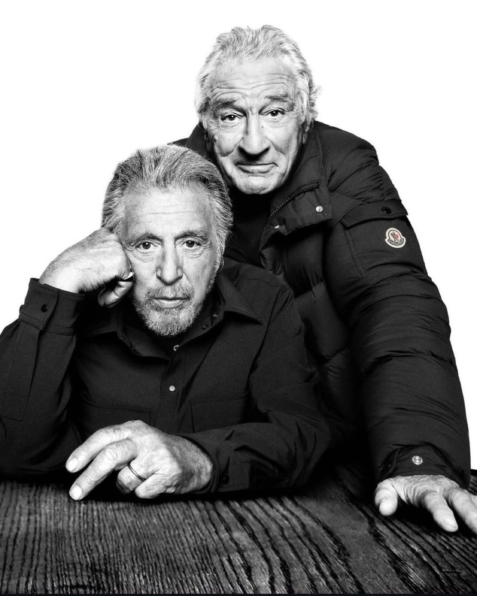 R0BERTDENlR0's tweet image. Me and the bestie…