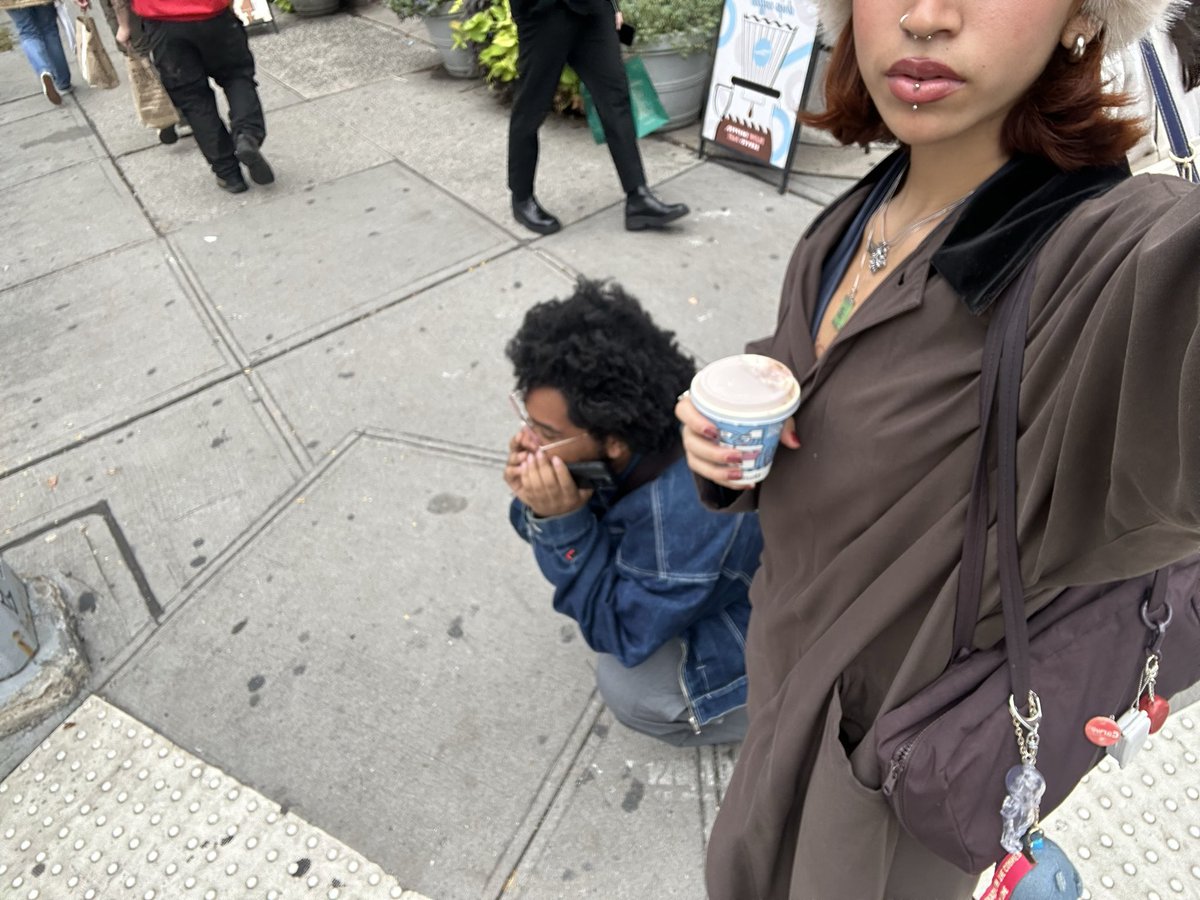 predictable girl tweet media