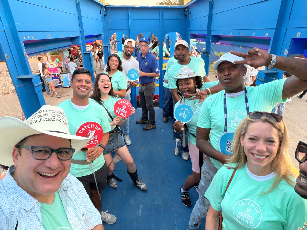 CatchUpAndRead's tweet photo. Shining bright at the @StateFairOfTX! ๐ Catch Up & Readโs amazing team, teachers, and friends joined the Drive Like A Texan Starlight Parade yesterday to celebrate our mission and connect with the community! ๐ค ๐
#BrightFuturesStartHereย #CatchUpAndRead #LiteracyForAll https://t.co/3qU4g0ho8Z