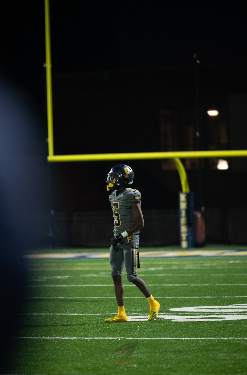 hudl.com/v/2SjHg5 check out my mid szn tape  <a href="/coachmikehunter/">Mike Hunter</a> <a href="/Coach__Al/">Albert Taylor</a>  <a href="/PrepRedzone/">Prep Redzone 🏈</a>