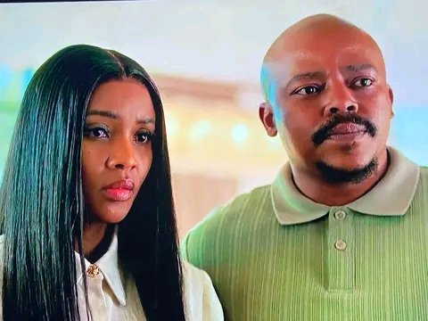 FikileVezi's tweet photo. The writers knows we love this couple 🔥🔥 💖💖 keep making us happy 👌
#InimbaMzansi https://t.co/laDOUXBt0n