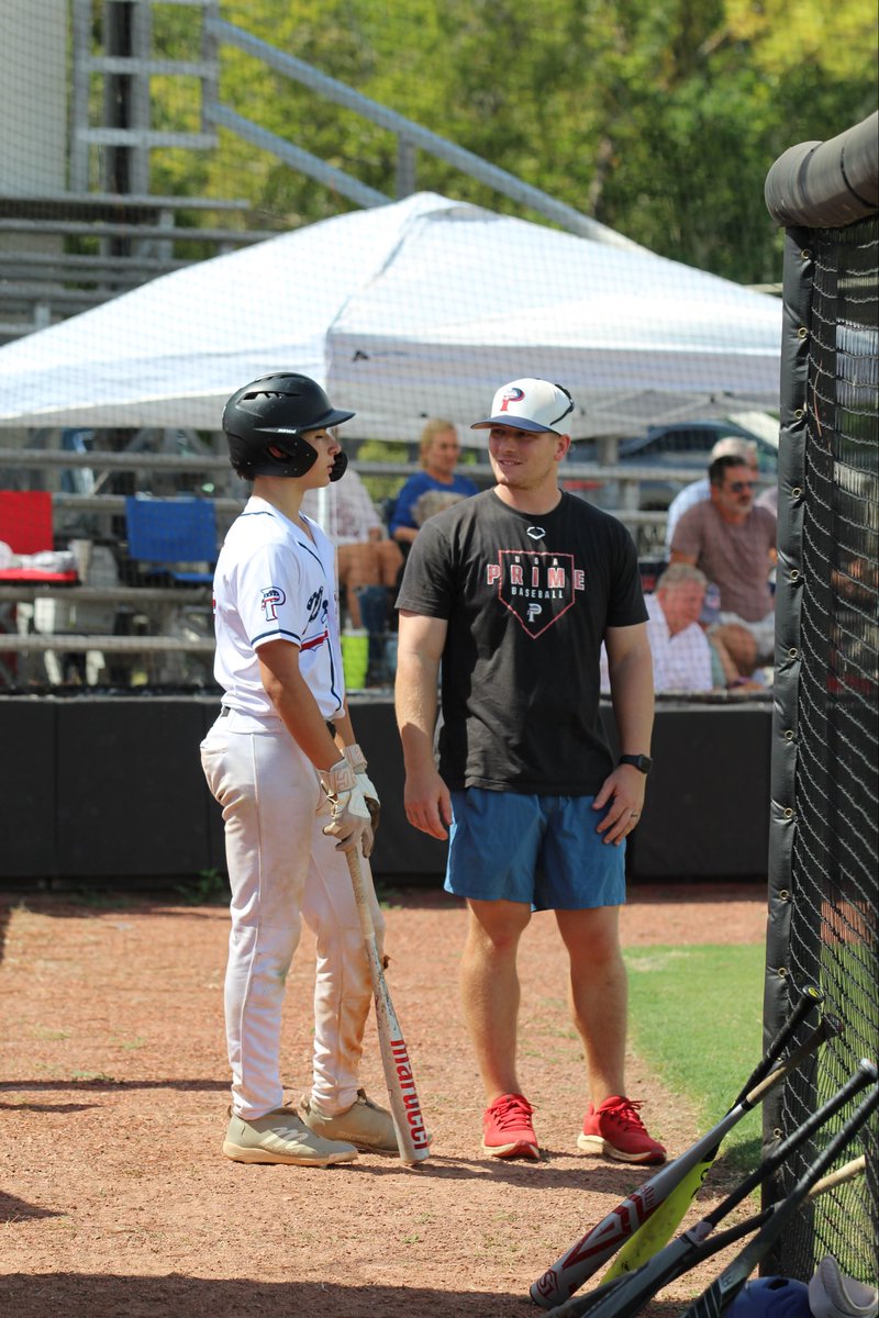 ForceVectorATH's tweet image. Want to be challenged by former pros and collegiate coaches? ⚾️ 

Want to develop physically and mentally? 💪🏻 

Want to understand the science of how you move? 🧬 

Train with Force Vector - Play with USA Prime 🔥 

Open training spots and summer high school rosters are open!