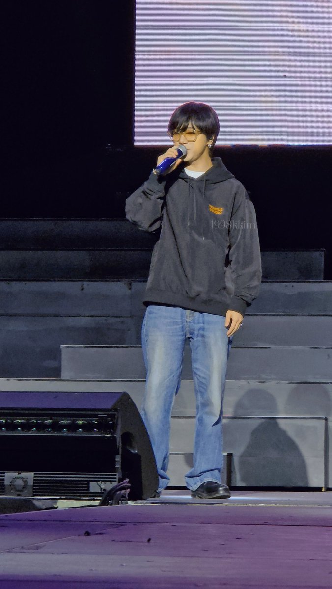 alfila1106's tweet photo. Yesung oppa wear tempus studio hoodie 🫶🙌🙌
#yesung #superjunior #tempusstudio https://t.co/5sjkXRSFyV