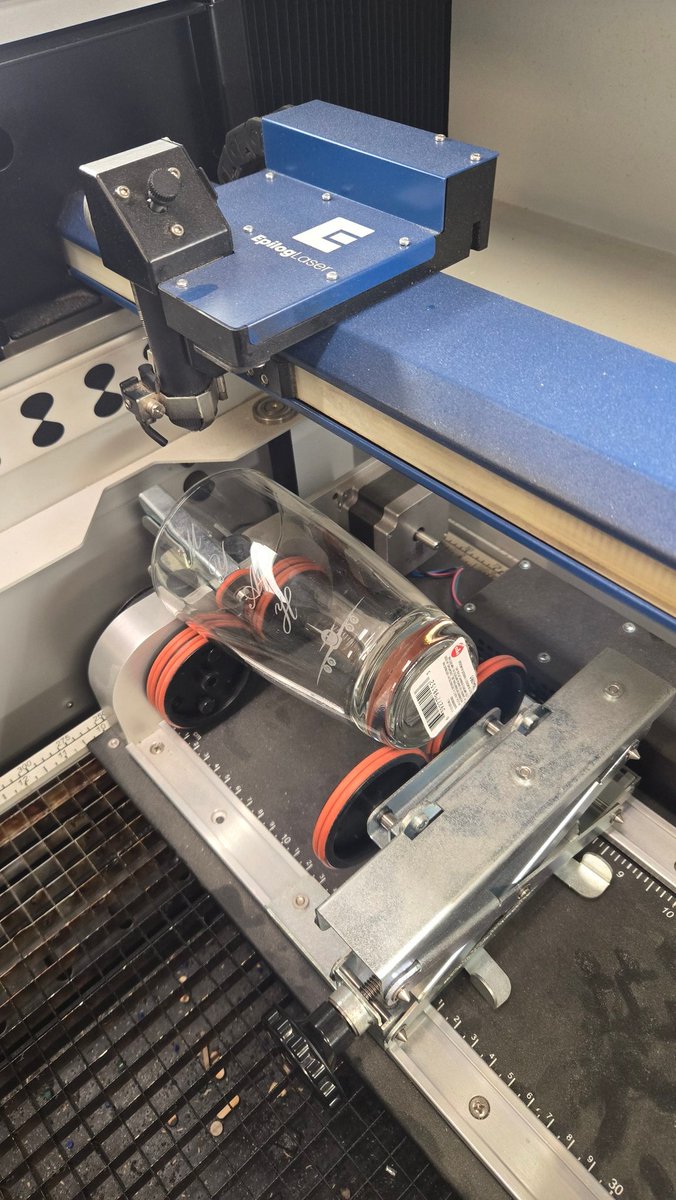 Prentice_Fablab's tweet image. New season starting for Trinity&apos;s adult evening courses! My &quot;FabLab&quot; course got to spend their 1st session laser engraving personalized drinking glasses #FabLab @dr_zebrasky #CTETHSadultclasses
@TRINITY_MLUCAS