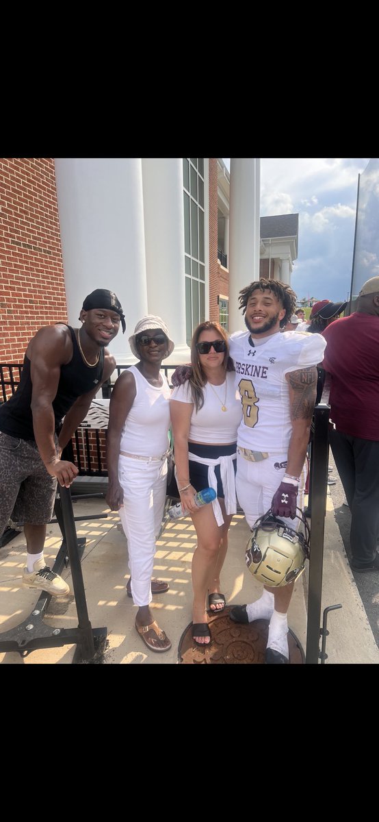 Love it when family make it to games hours away from home! Truly Blessed! #Doitforthem #AGTG #NCAAFootball <a href="/FleetFB/">Erskine Football</a> #BEGREAT