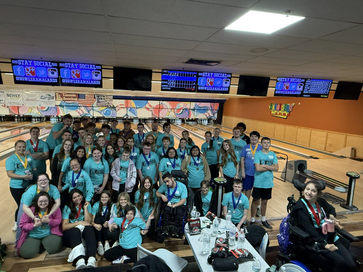 jsl1021's tweet photo. What a day! 24 athletes and 24 unified partners competes today in unified bowling. We qualified 8 teams with gold medals, receives 3 silvers and 2 bronze medals. Overall, it was a successful day! https://t.co/Qg4PldFr3q