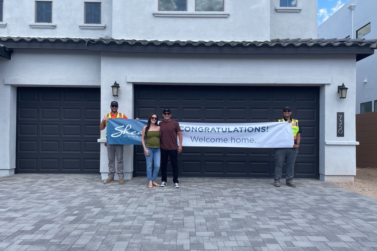 Welcome home, Denisse and Jose! 💛

We’re so excited to see you settle into your dream home at #EmblemAtAloravita. Cheers to new beginnings!

#SheaHomes
