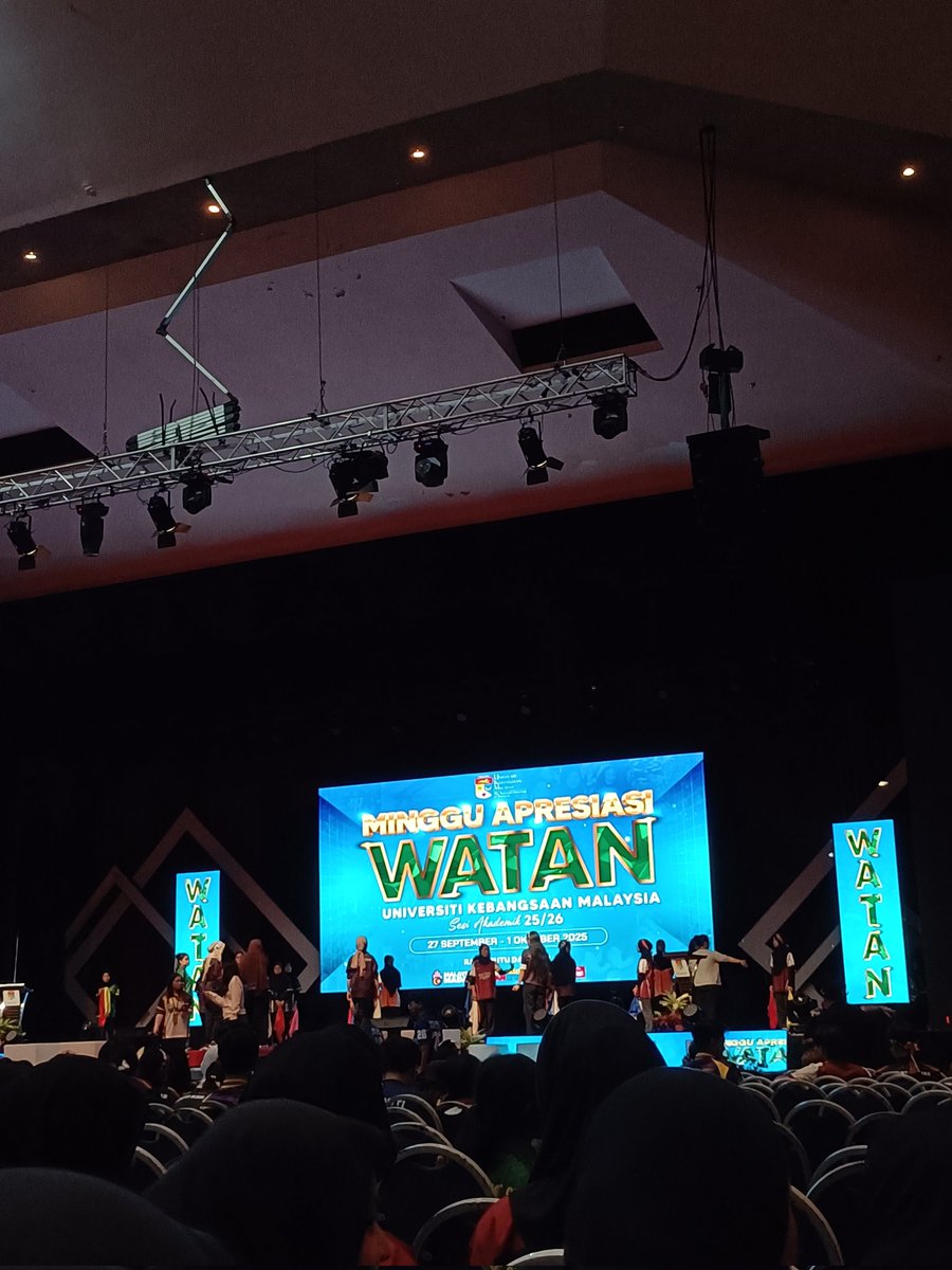 nibzbabs's tweet image. Officially anak watan and here where I need to live and adapt now🫶🏻