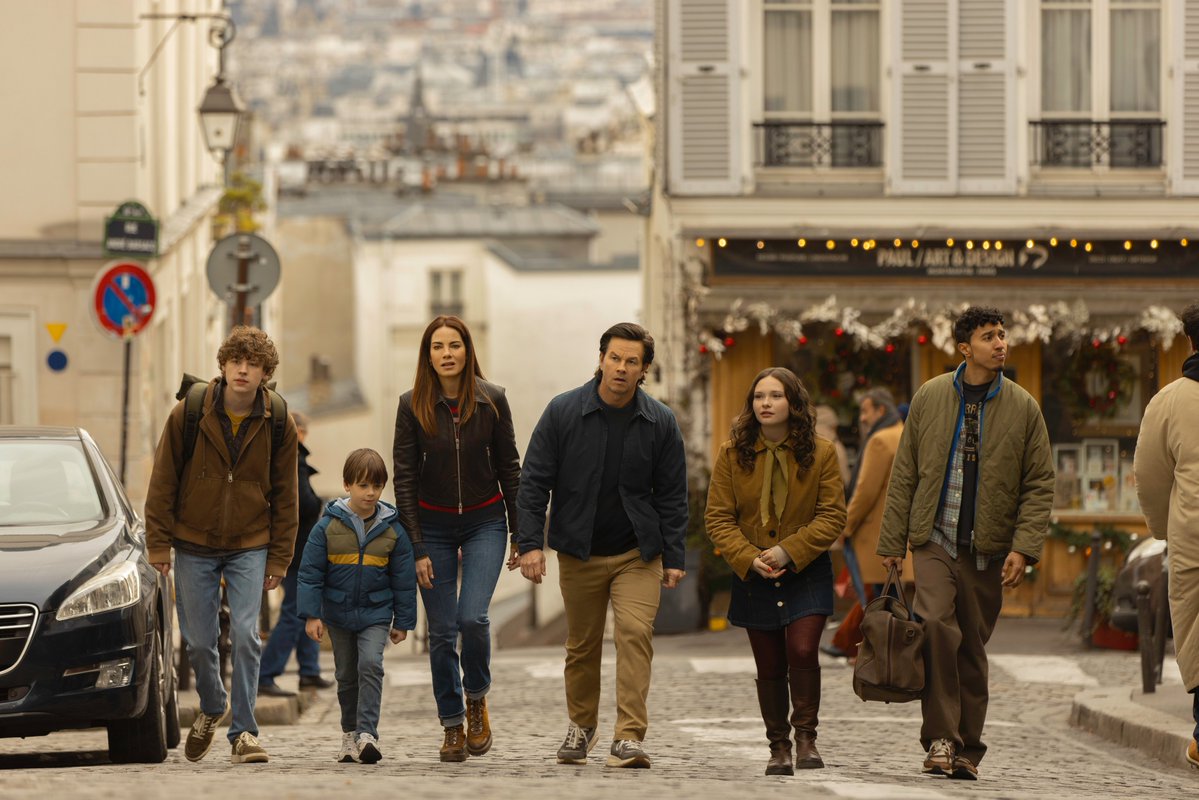 Apple Original Films lanza el tráiler de la comedia de acción #PlanEnFamilia2, protagonizada por Mark Wahlberg y Michelle Monaghan wp.me/pcxtB2-3WY