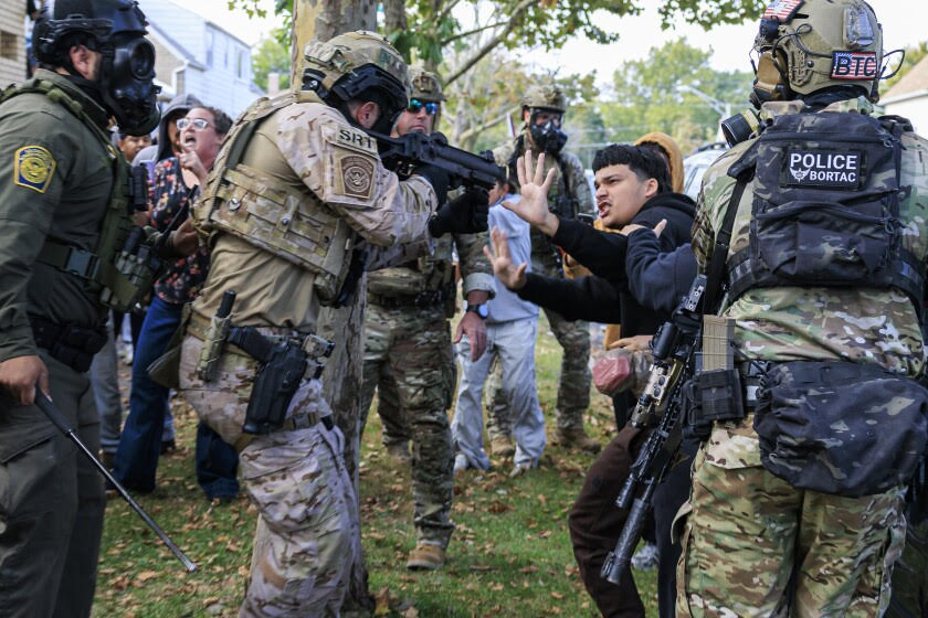 samstein's tweet photo. Quite the scene in Chicago, as captured by the Tribune https://t.co/tnMrkFgm05