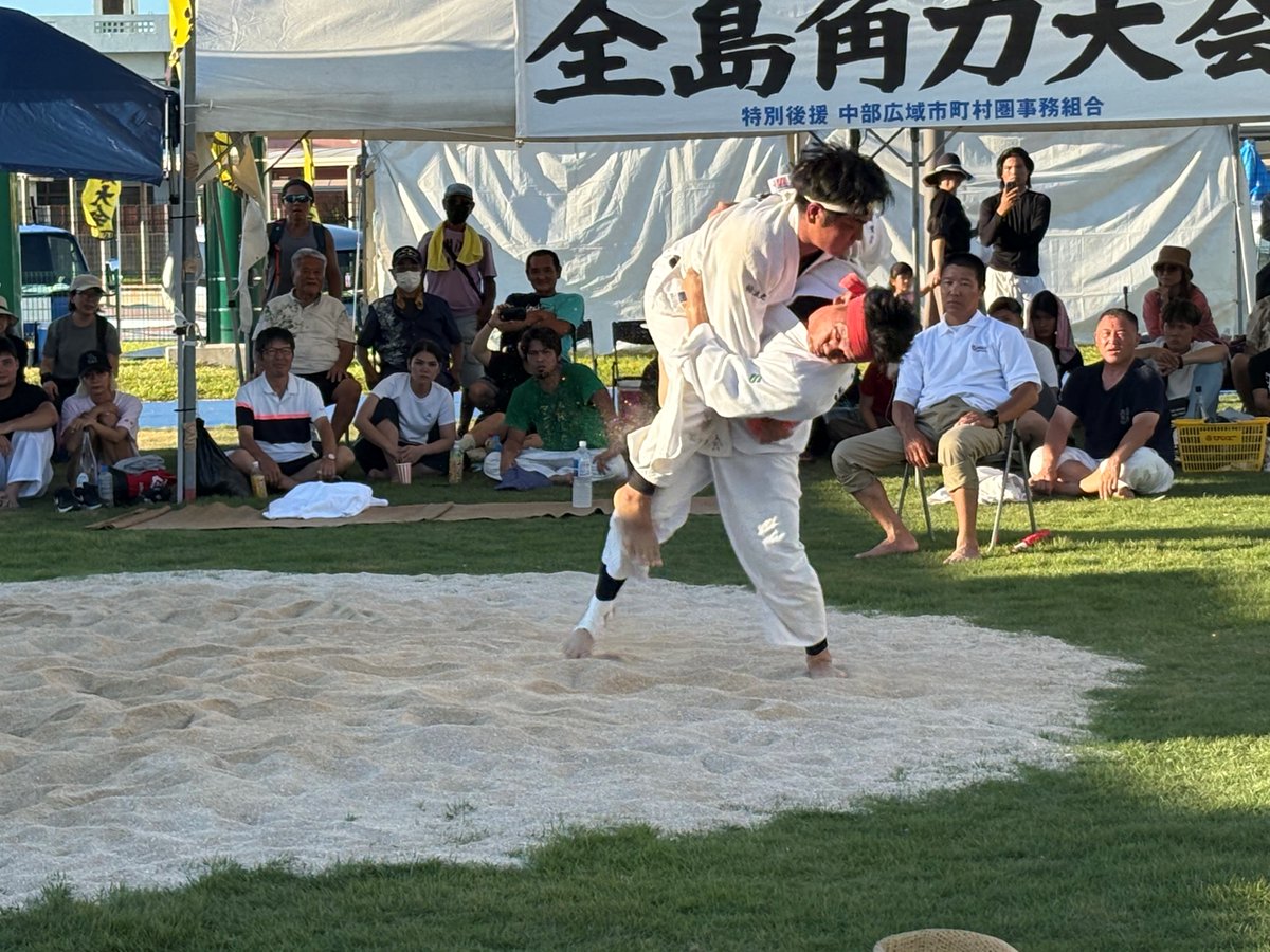 10月4～5日にかけて嘉手納町の野國總管祭りが開催されました