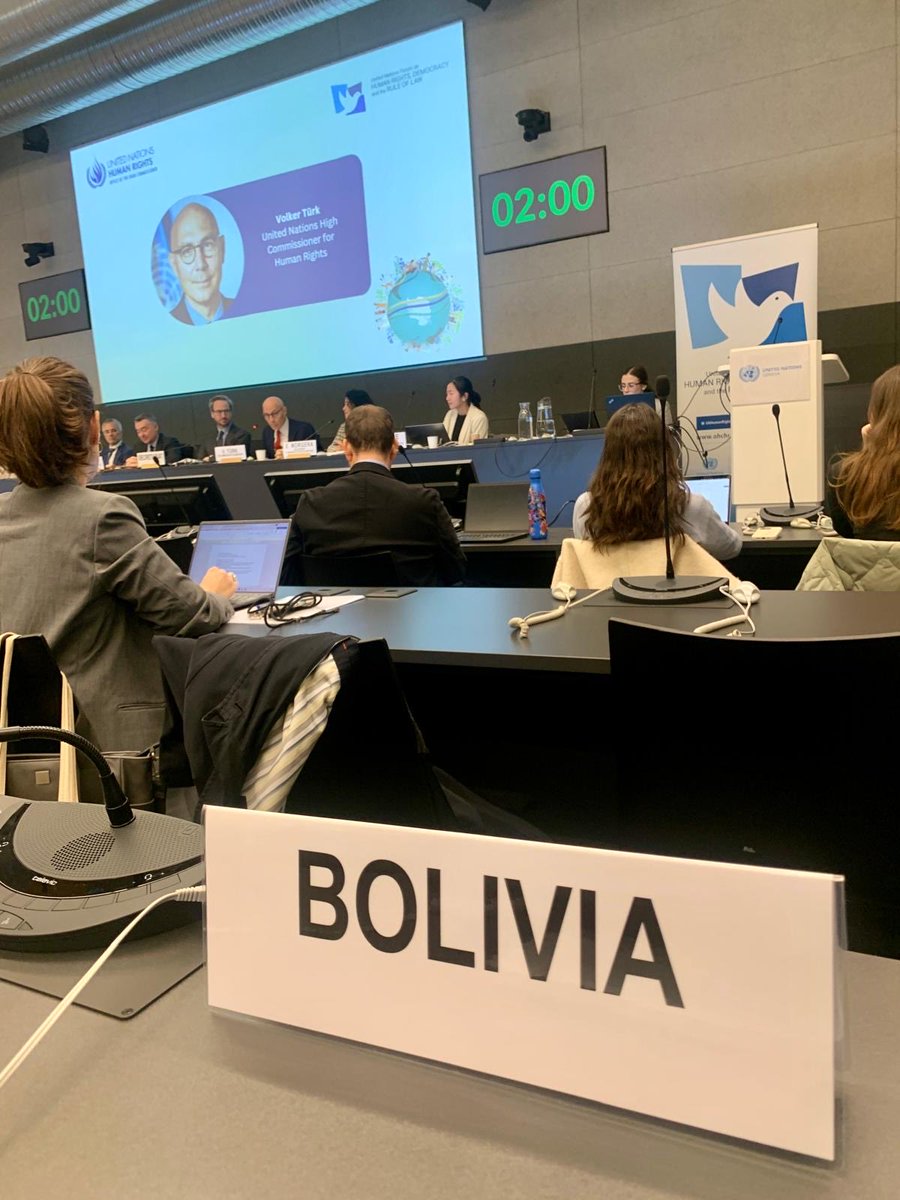 BoliviaUNOG's tweet photo. Durante la 5ta sesión del #Foro de las Naciones Unidas sobre #DerechosHumanos, #Democracia y #EstadodeDerecho, bajo el tema «Democracia y cambio climático: centrándonos en las soluciones», reafirmamos nuestros principios irrenunciables, subrayando el reconocimiento de las responsabilidades comunes pero diferenciadas.

Solo alcanzaremos soluciones efectivas si fortalecemos un orden internacional democrático e inclusivo, con una participación activa de los países en desarrollo y el respeto por la #Pachamama, la Madre Tierra.

Hicimos un llamado a recuperar las sabidurías de nuestros Pueblos Indígenas, campesinos, afrodescendientes, además de promover la equidad de género para construir juntos un mundo más sostenible y justo.