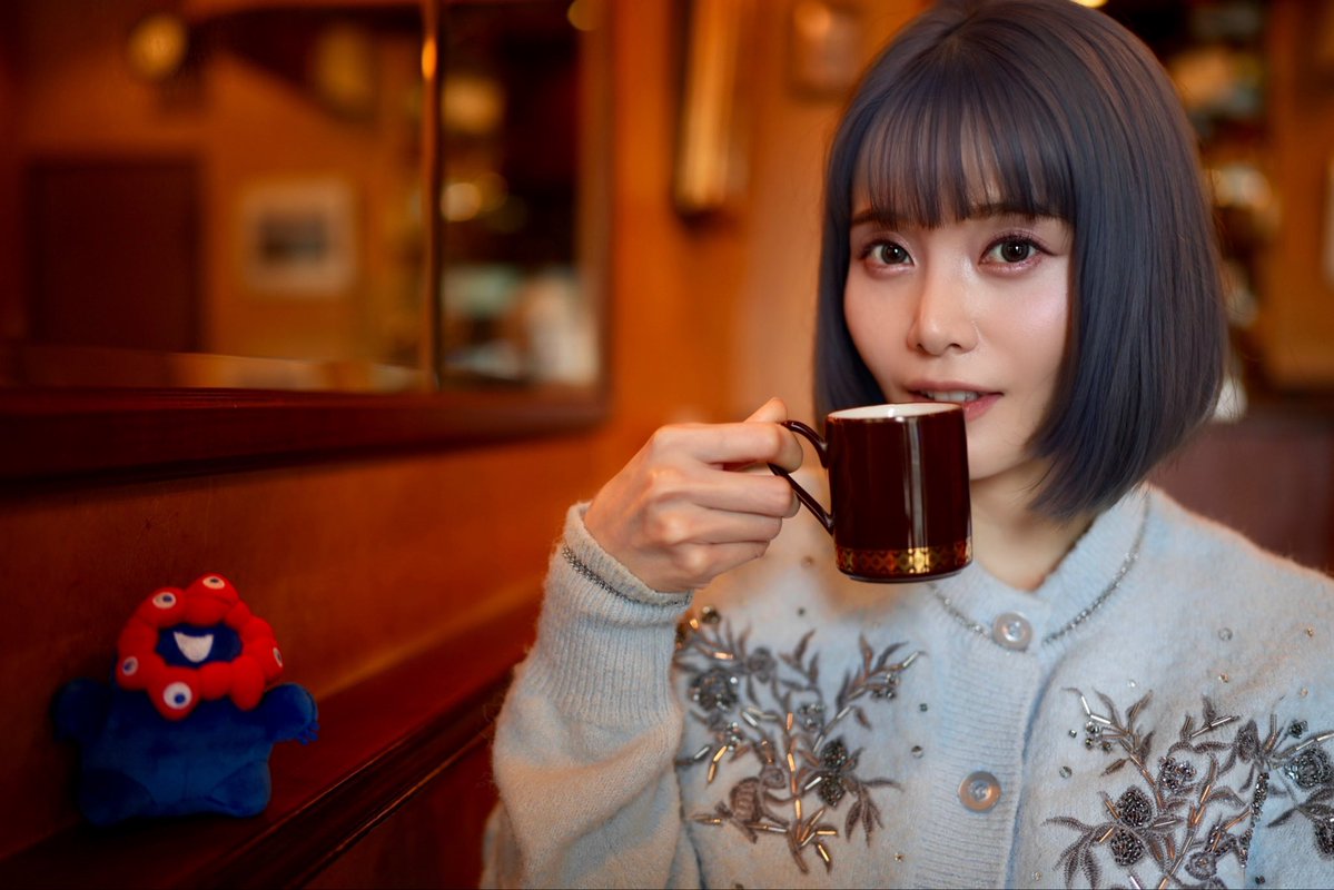 ちゅるぴかの31歳になった𖤐⡱༶☽
本当にいつもありがとうございます!!!
⁡
お母さんありがとう♡お誕生日だいすき！
これからも大好きをいっぱい胸に
ぎゅ〜って抱きしめてฅ( ̳• ·̫ • ̳ฅ)
がんばります!!かんわいい~🩷🎂
お祝いしてくれてるの嬉しい〜みてるよ!!