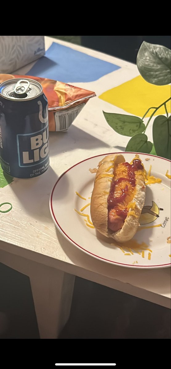 Number1lumpyfan's tweet photo. @wowzowee i am the evil scary roommate food man. i make creations people fear https://t.co/FCwEiRWWb1
