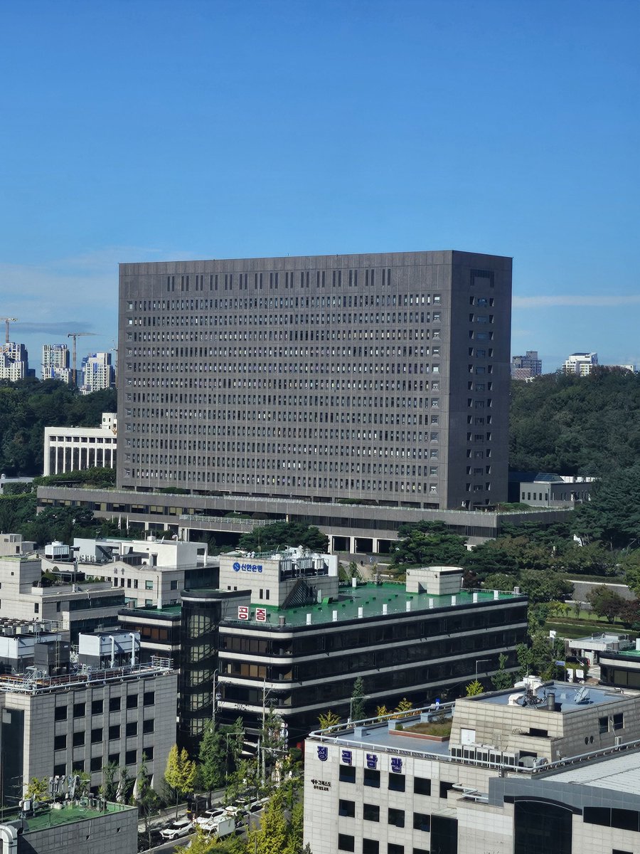 진격의고변 (進撃の高弁)| Korean Legal Titan tweet media