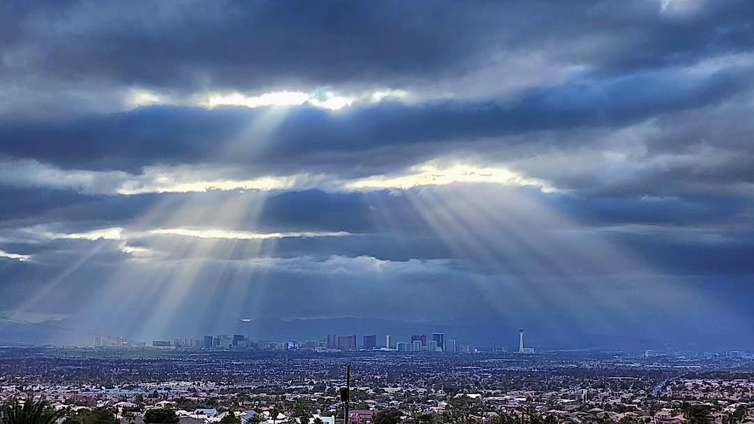 If anyone ever tries to tell you Las Vegas isn't the greatest city in the world, show them this.