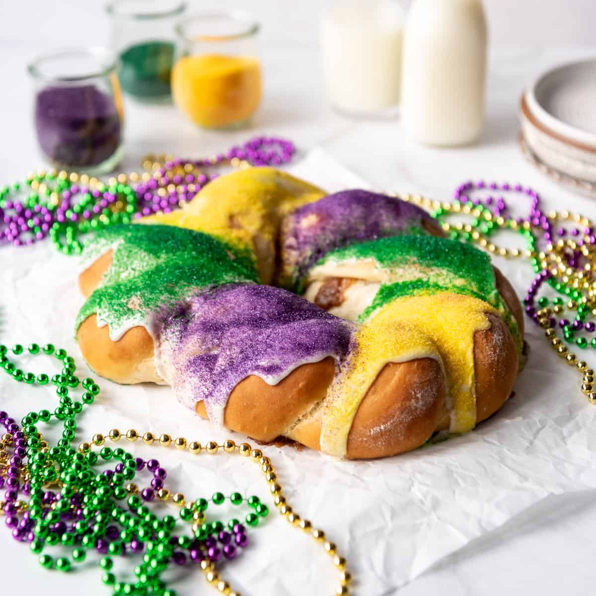 What flavor is your fursona? Me?
Id like to think id taste like a delicious king's cake. 🐊