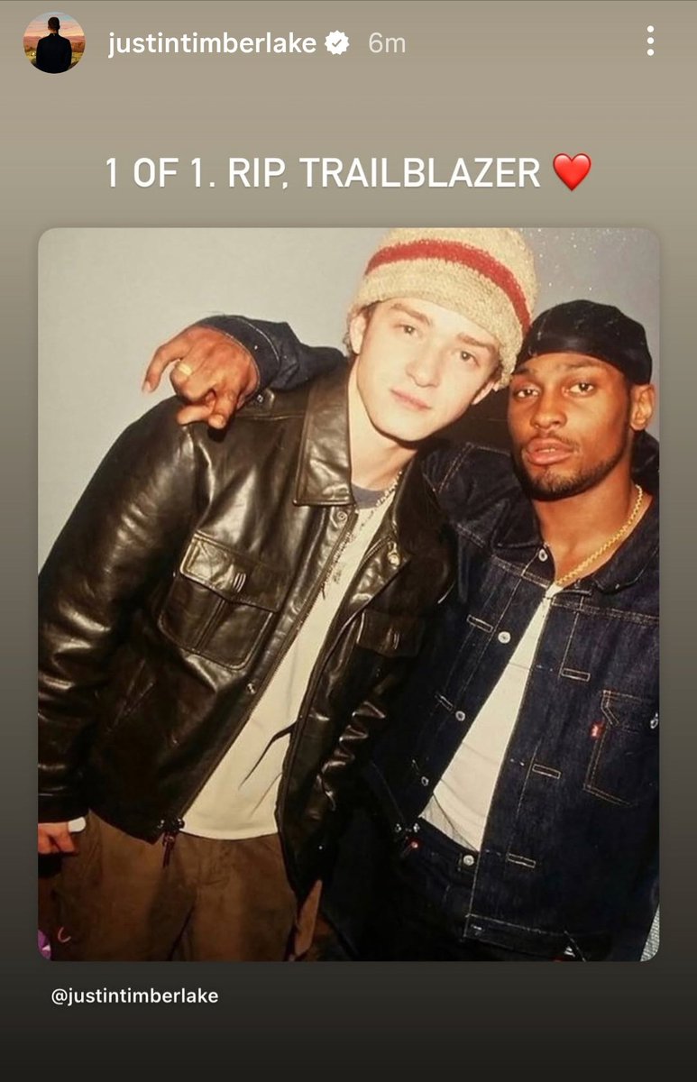 appleredd76's tweet image. That was a beautiful tribute J. 😢