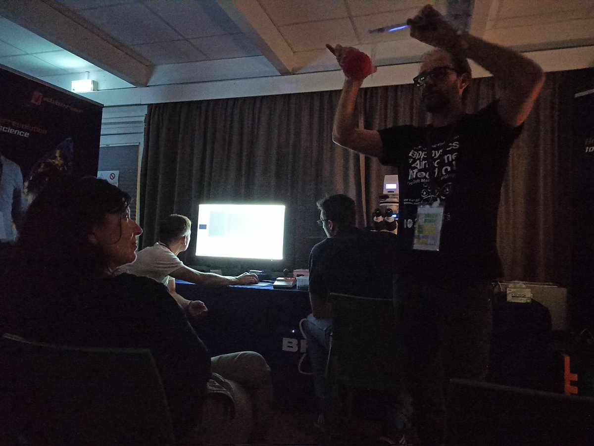 Sylv1JEANN1's tweet image. wonderfull workshop about AFM STED microscopy et #Mifobio2025 
thanks to S.lyonnais 

@GDR_ImaBio 
@Abberior 
@bruker