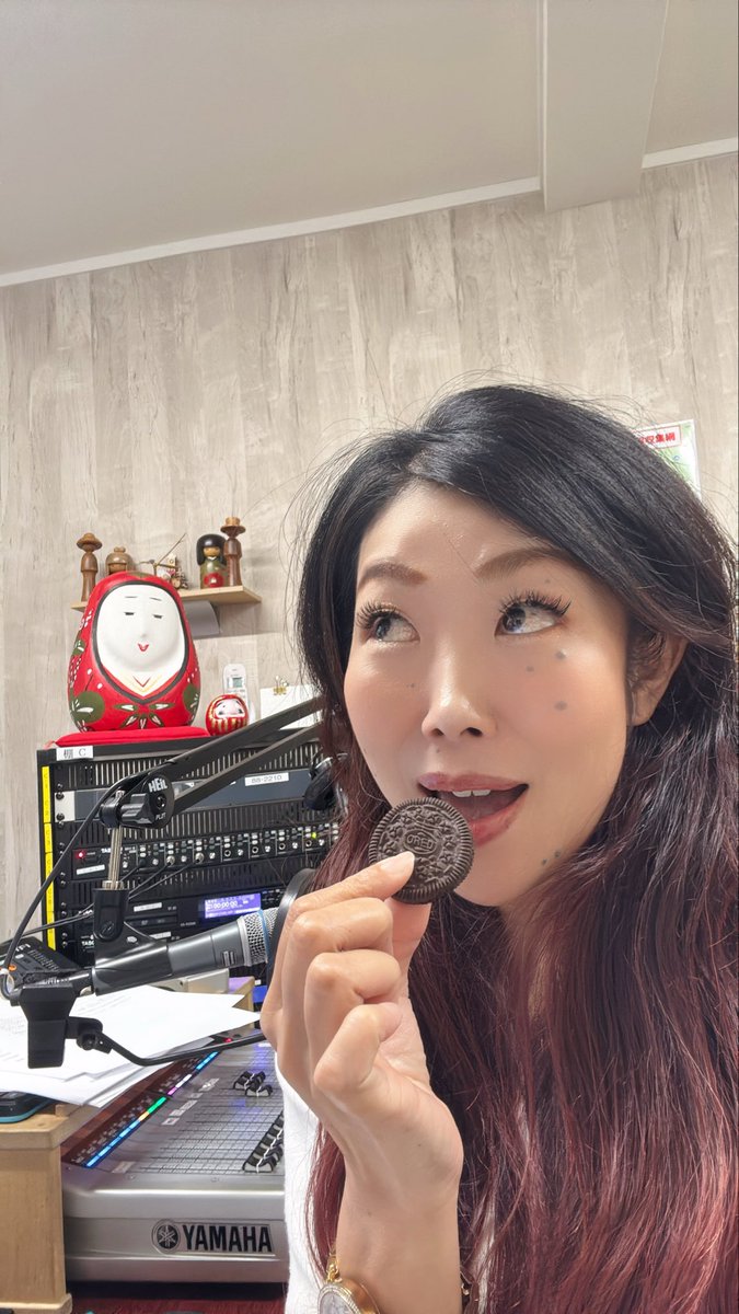 おはようございます☀️
モーニング🍞高ボッチ☕️水曜日です！

10月15日は  #お菓子の日！
 #お菓子の神様 にお祈り🙏

みなさんは、お気に入りのお菓子はありますか？
懐かしいお菓子、大好きなお菓子、エピソードをお寄せください🫶
リクエストも大募集中🎵

@tfm894  #塩尻市  #朝日村