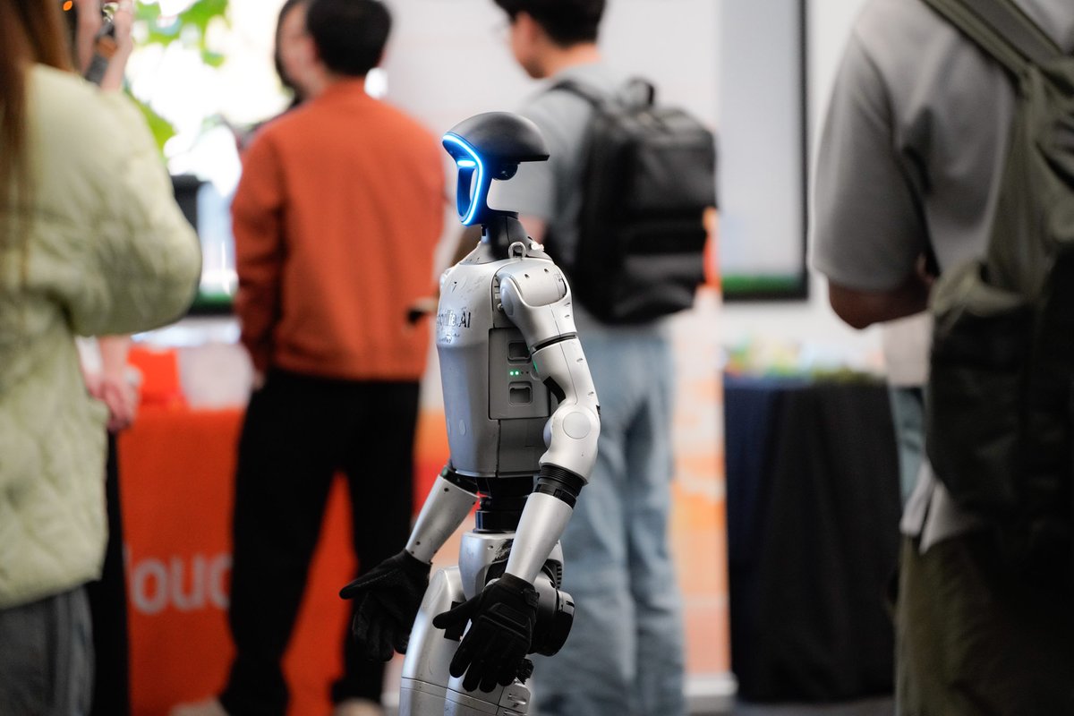 TankaChat's tweet image. What a weekend at Alignment 2025 | Valley101 Annual Tech Summit! 🚀

Awesome energy at the Tanka booth. We loved chatting with the 200+ enthusiastic people who stopped by!
Thanks to everyone for the great conversations. On to the next one!

#Alignment2025 #Tanka #TechSummit…