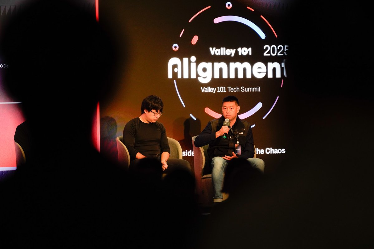 TankaChat's tweet image. What a weekend at Alignment 2025 | Valley101 Annual Tech Summit! 🚀

Awesome energy at the Tanka booth. We loved chatting with the 200+ enthusiastic people who stopped by!
Thanks to everyone for the great conversations. On to the next one!

#Alignment2025 #Tanka #TechSummit…