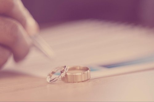 helgaemines's tweet image. 💍 ENTREPRENEURS: Your PRENUP is More Than a Love Contract! 🚀

 #BusinessProtection #Entrepreneurship #LegalStrategy #MarriageGoals #BusinessPlanning

 Read More: zurl.co/VrLPj