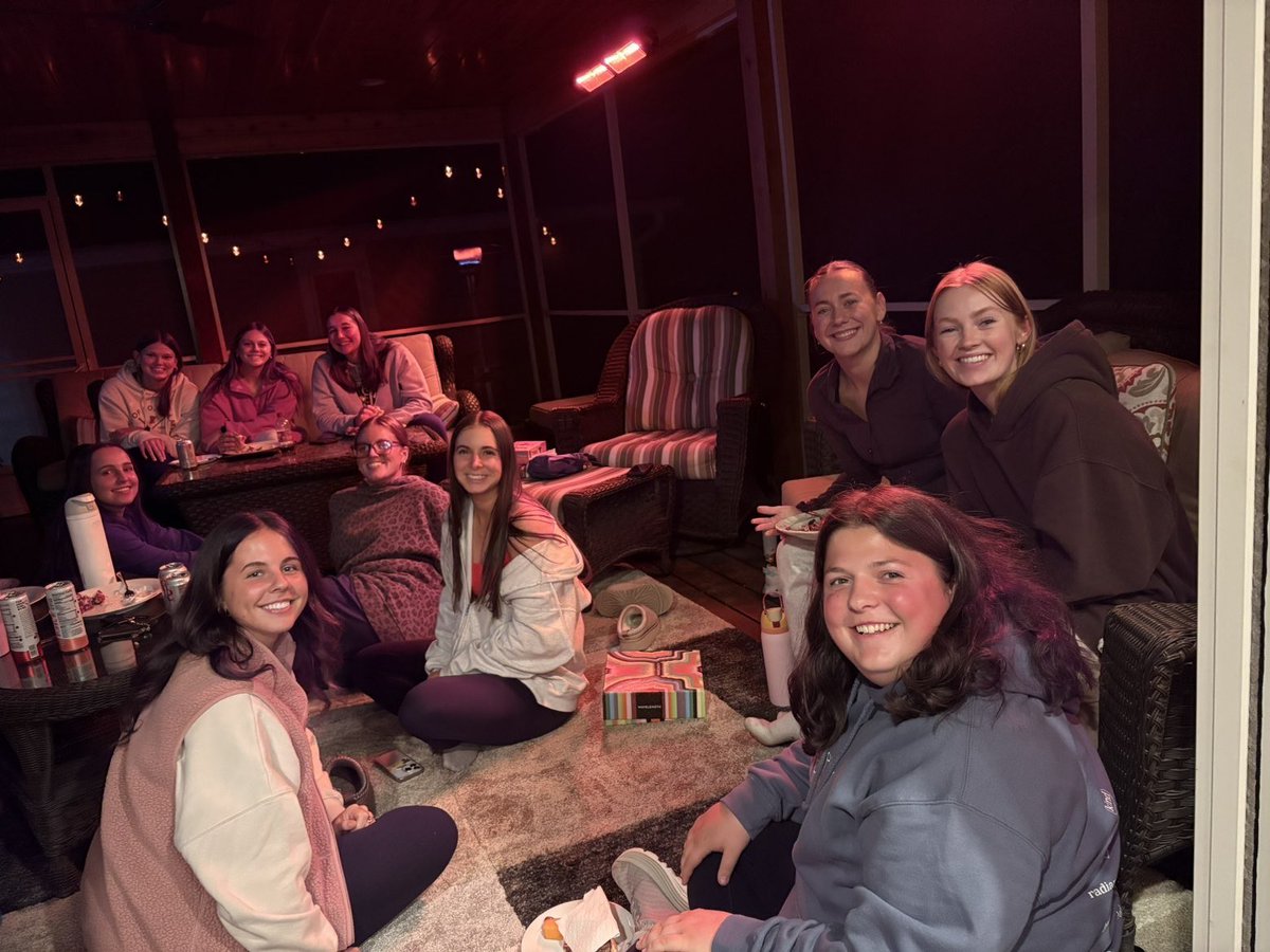 Gustavus Softball tweet media