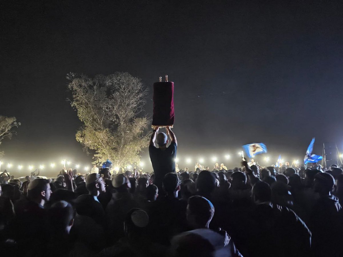 Simchat Torah at the Nova Festival venue.🇮🇱
We're dancing again.💛