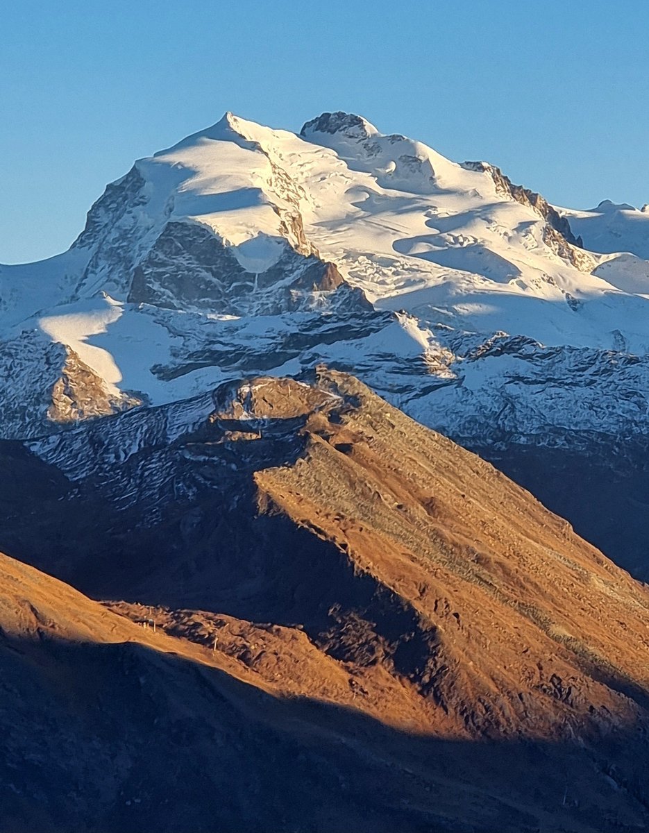 subfossilguy's tweet image. Monte Rosa (4634 m) tonight! 🤩