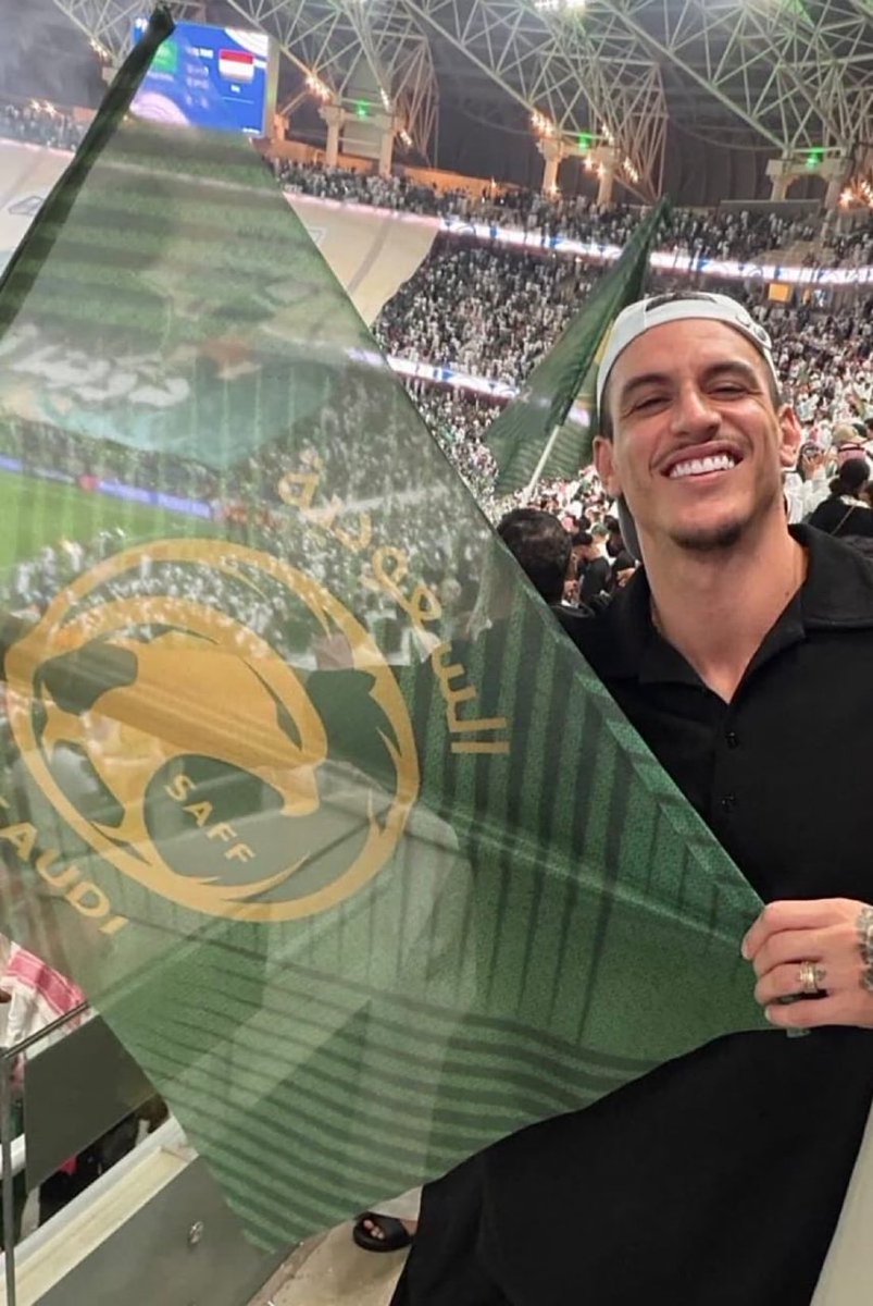 نواف الاسيوي 🇸🇦 (@football_li5) on Twitter photo يخرب بيت العشق والحب 💚💚💚💚💚💚🐐🐐🐐🐐🐐🐐🐐🐐 يخرب بيت العشق والحب 💚💚💚💚💚💚🐐🐐🐐🐐🐐🐐🐐🐐