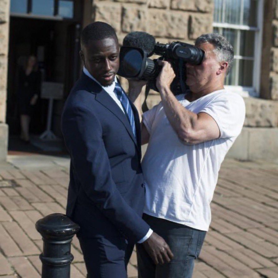 Les gars y'en a qui savent c'est quand et où les weeklys smash au Japon ? (À Tokyo précisément)