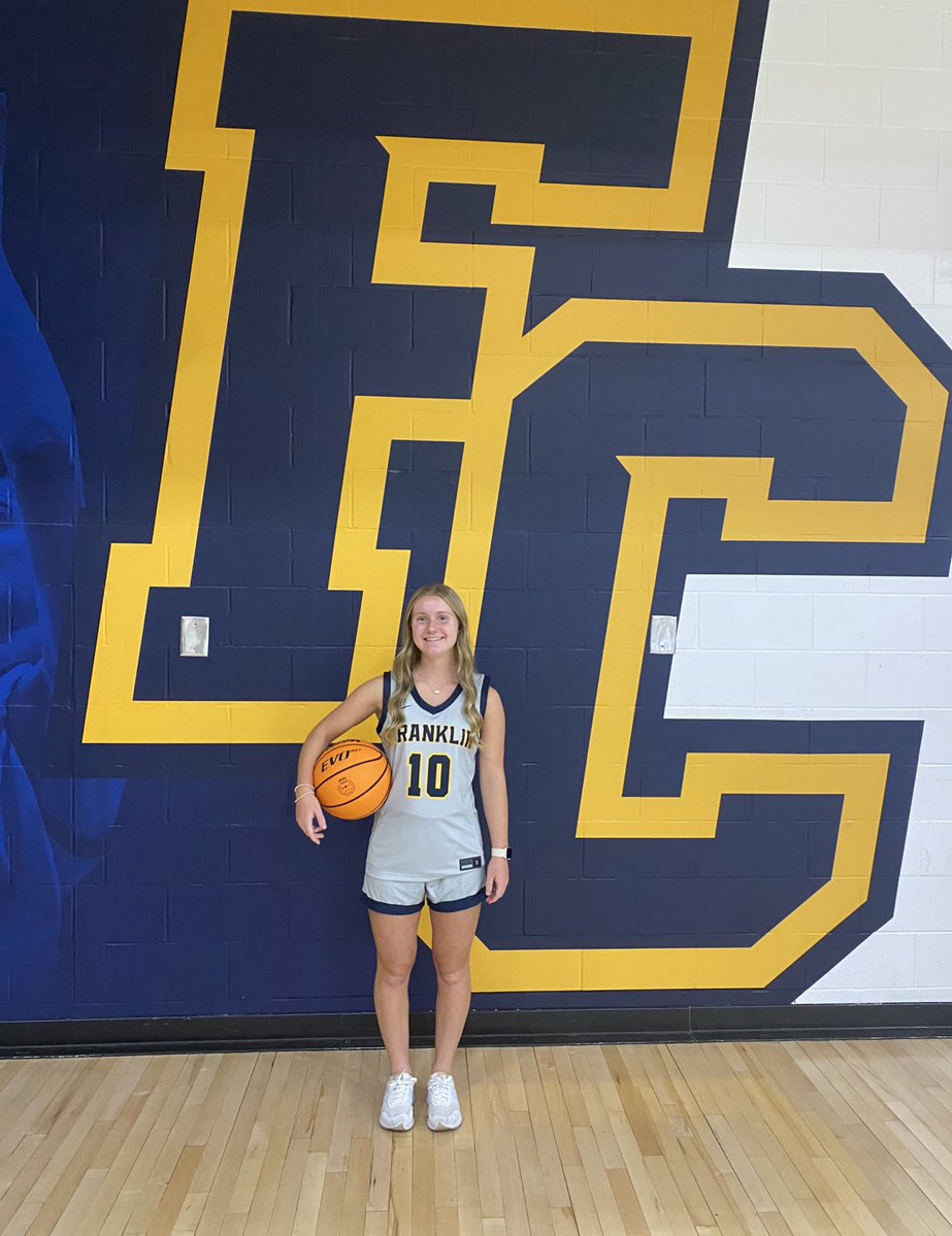 catierosko12's tweet image. After an amazing visit and conversation with @CoachABlanch I am grateful to receive an offer from @FCGriz_WBB