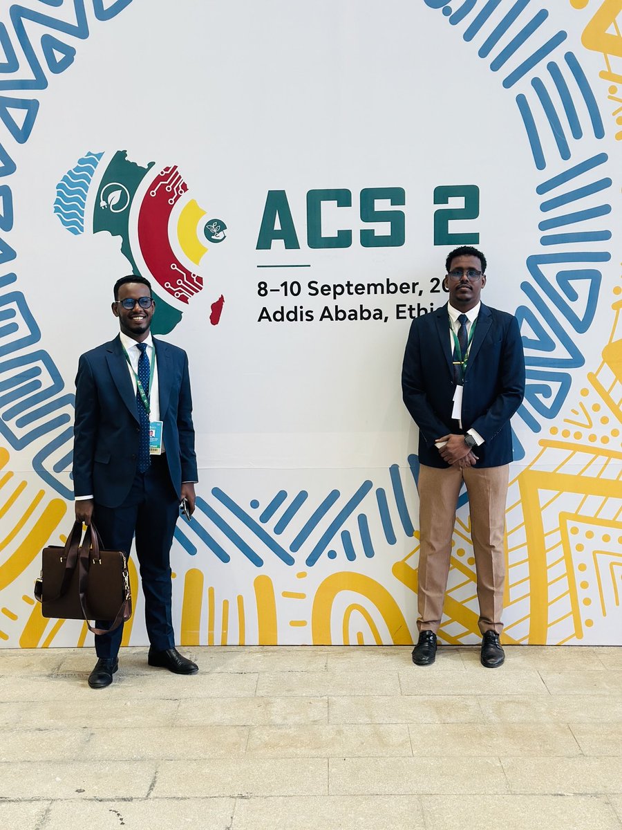 Mohamedkheyr001's tweet photo. Finally met two amazing friends @ManalBidar and @AbdirhmanNur 
I’ve known online for so long, in person at the #ACS2 in Addis Ababa
There’s a special joy in meeting people who share your energy and passion for #ClimateAction and #YouthDevelopment.
Truly honored and inspired. https://t.co/DB9a5KsYJN