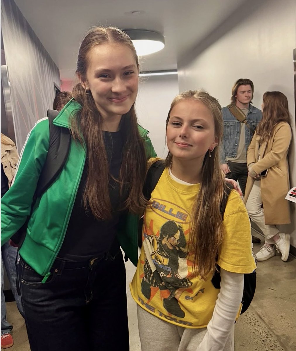 Lola Tung with her ‘The Turning’ workshop costars Luli Mitchell and Phoenix LaFreniere in New York from Luli! 🎭🌲