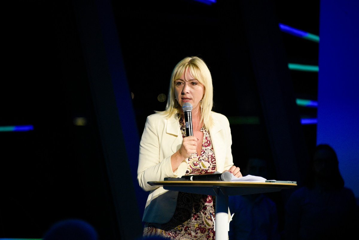 🔴 EN DIRECT
Crise politique: la vice-présidente des Républicains Florence Portelli estime qu'"il faut censurer ce gouvernement"
l.bfmtv.com/8ANT