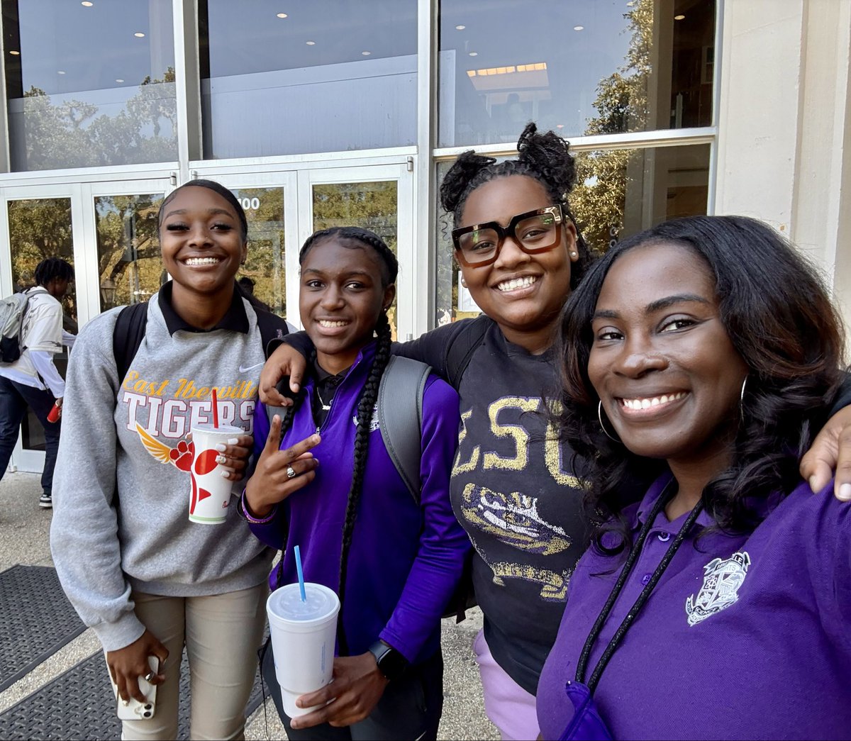 Our seniors had a dual college tour experience today — visiting both Louisiana State University and Baton Rouge Community College! 

The best part? Running into a few MSA East alumni along the way! Once a Knight, always a Knight! 
#FuelTheKnight #CollegeReady #MSAEast