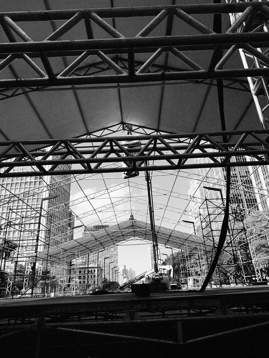 O Vale do Anhangabaú já sente a Innervisions! 🖤 e pra quem se preocupou com a chuva, vamos ter cobertura.