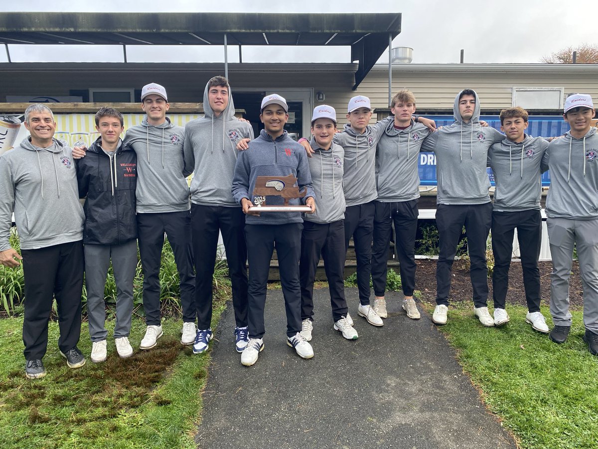 Congratulations to the Boys Golf Team finishing today as the South Sectional runner up. We move on to the States at the Ridge Club in Sandwich next Tuesday.