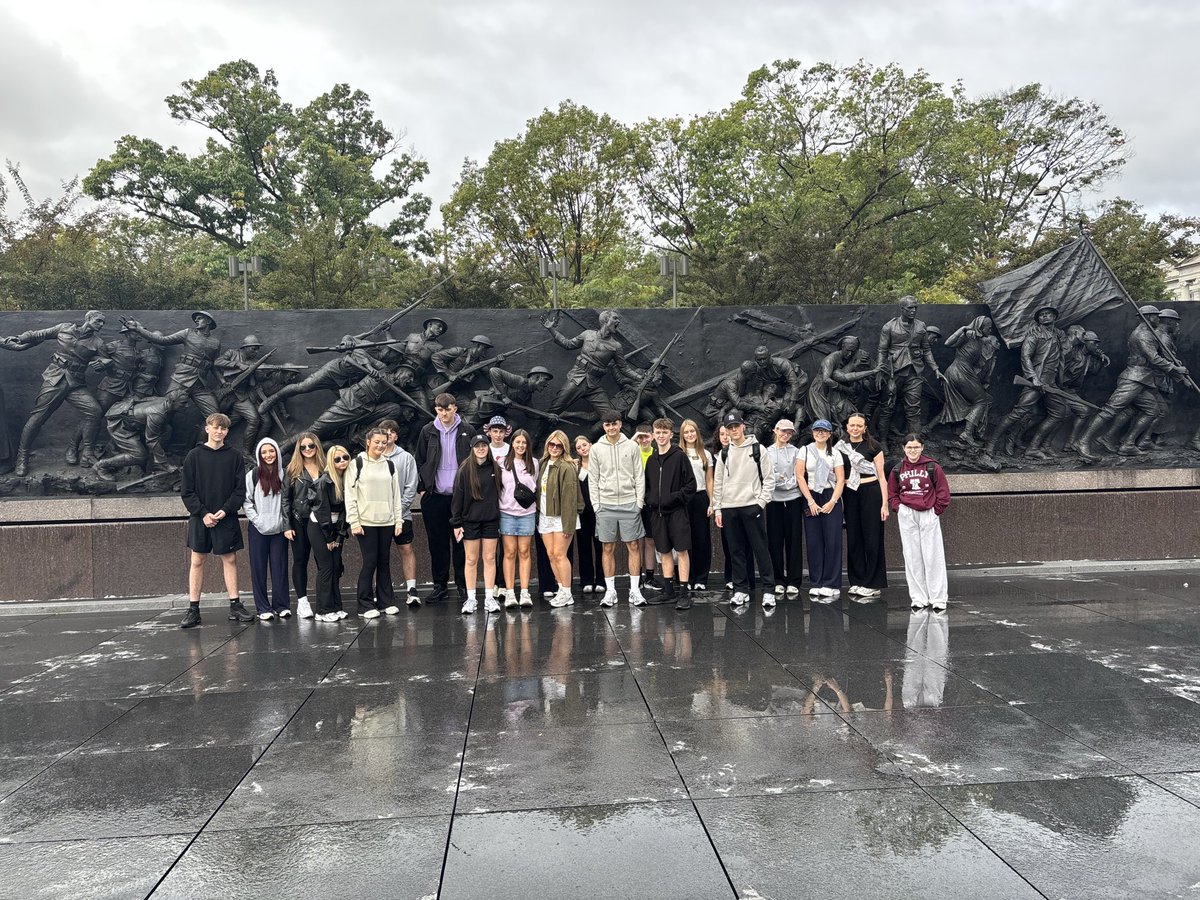 social_sahs's tweet photo. An amazing last day in DC visiting famous landmarks. https://t.co/jmLn6aSKiz