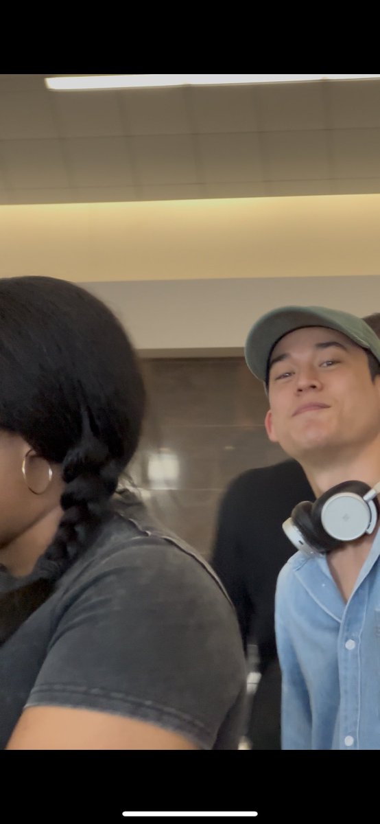 GospelJudas01's tweet photo. Im the worst cameraman in the history 😭  Telling everyone to zoom out, I forgot to 🫠
Glad they looked fine though 🤗
Welcome to Atlanta!

#JOSSGAWIN1stUSLATAMTour
#JG1stFMinAtlanta 
#JossGawin https://t.co/jbdFqwcYsC