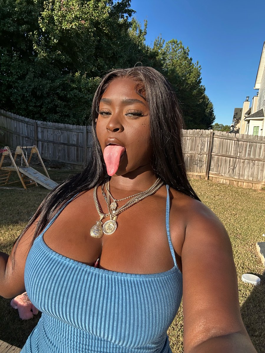 Funnyassjenise (@funnyassjenise) on Twitter photo 