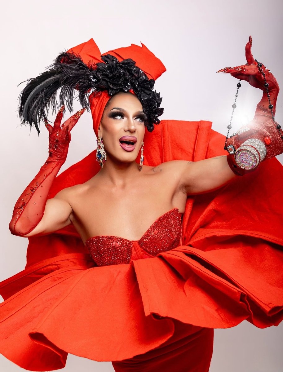 I am so obsessed with Satin Greco 🙌🏾❤️ from Drag Race España and I was going to burst into tears if we had lost her in the competition so soon!! #DragRaceEs
