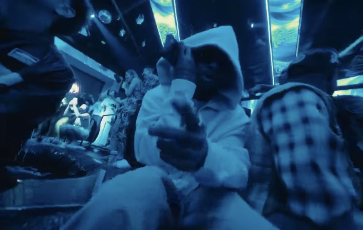 yxngmkaytemp's tweet photo. Yes DD #keyedup music video out now
Keep streaming #moo LETS GOOO🔥🔥 https://t.co/vOhG2qXLjl