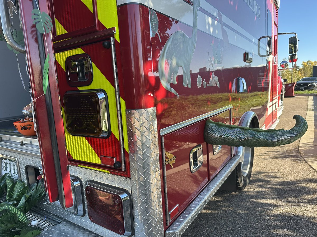 _phillygoat's tweet photo. this photo doesn’t show my favorite part, which is the ambulance’s dinosaur tail https://t.co/kKtex9W0dH