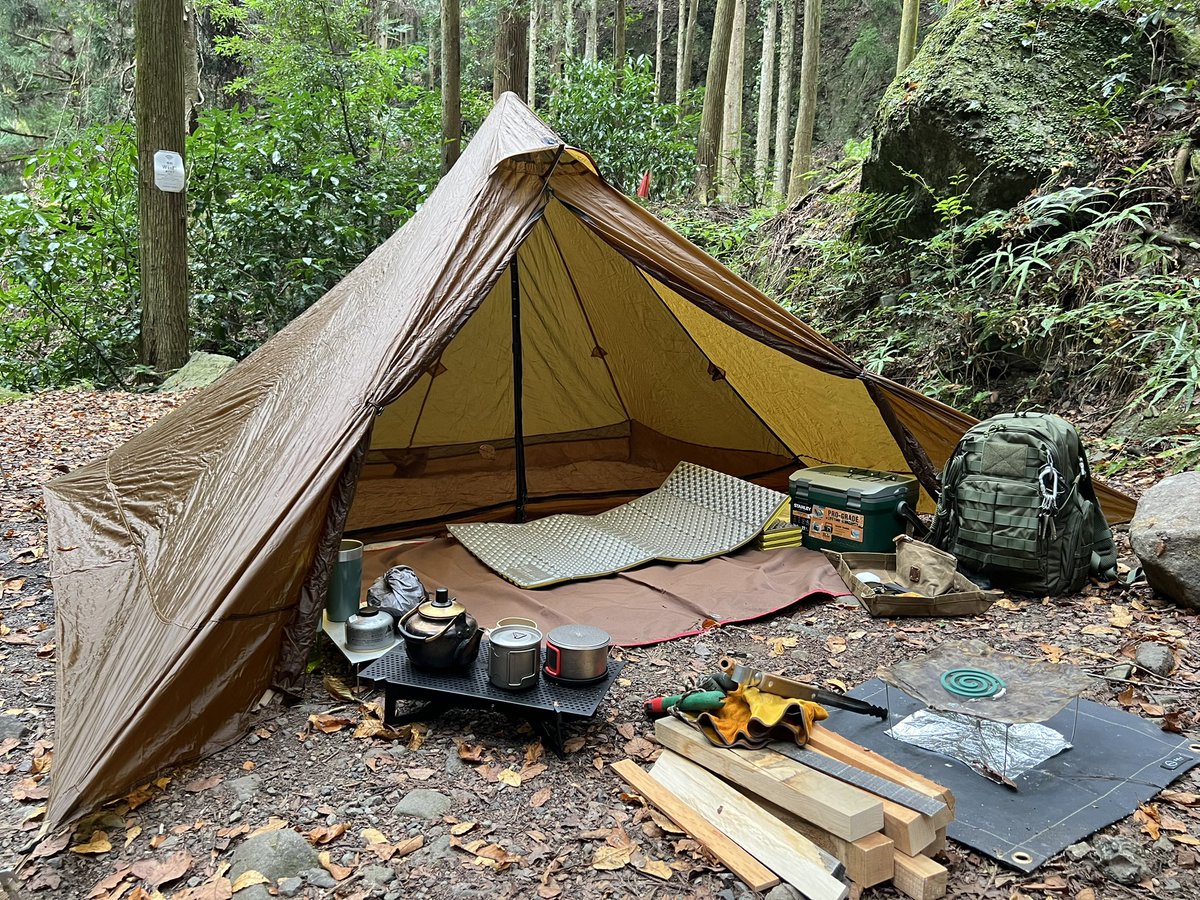 JaenAluji's tweet photo. 冬でもフルオープンで寝るので結露知らずなアカウントはこちらです。

あ、おはようございます🙋‍♂️ https://t.co/t7Iwgg7NRr