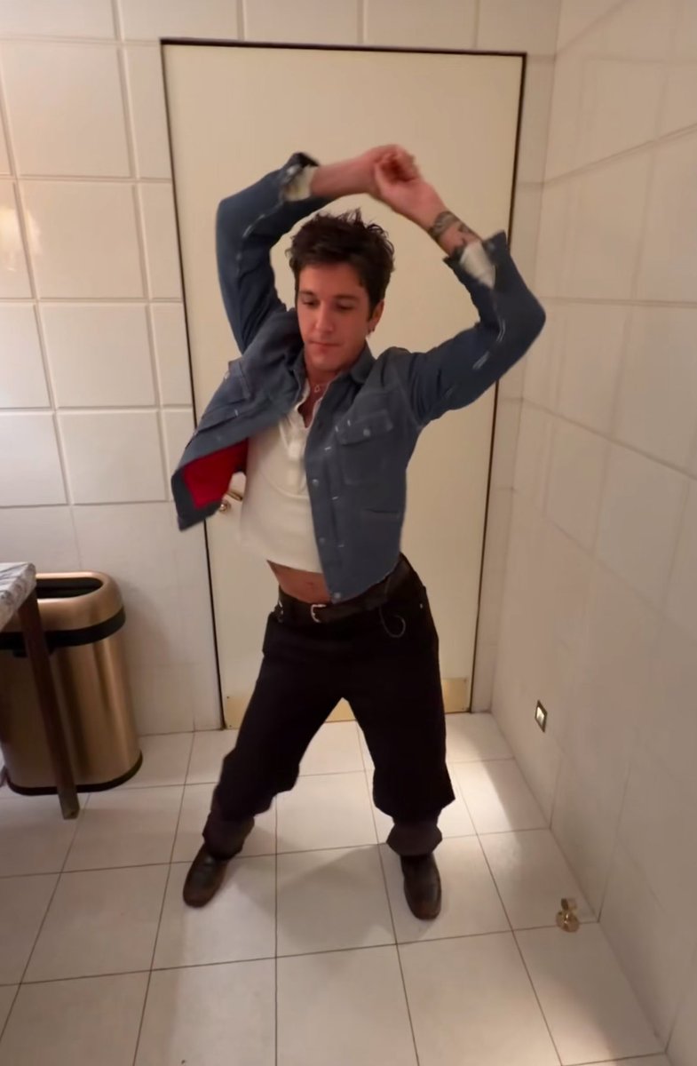 abbey_ontour's tweet image. this is who yall are hating on btw. #stayback