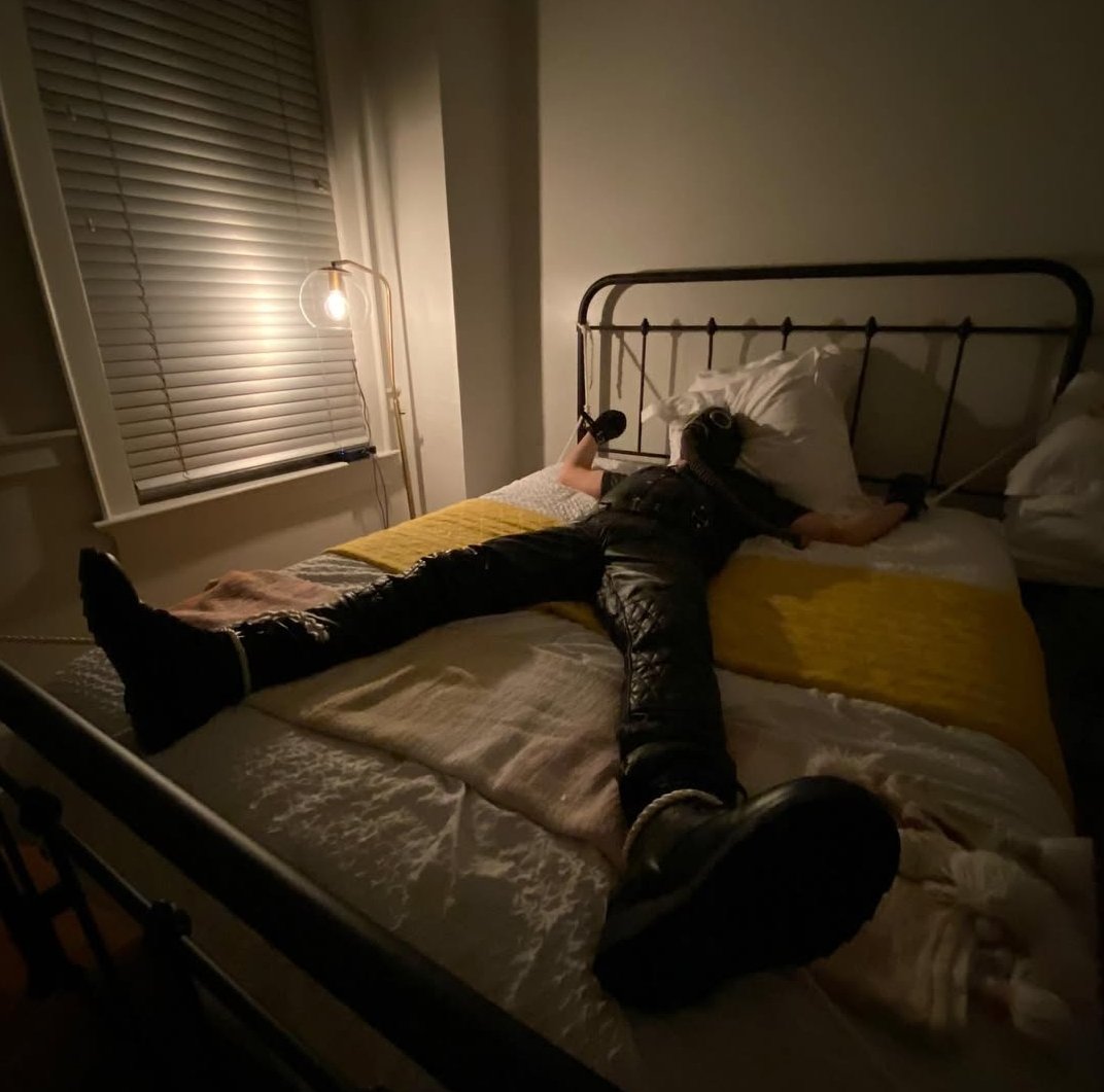 01CharlesParker's tweet image. Repost if you want to trade places