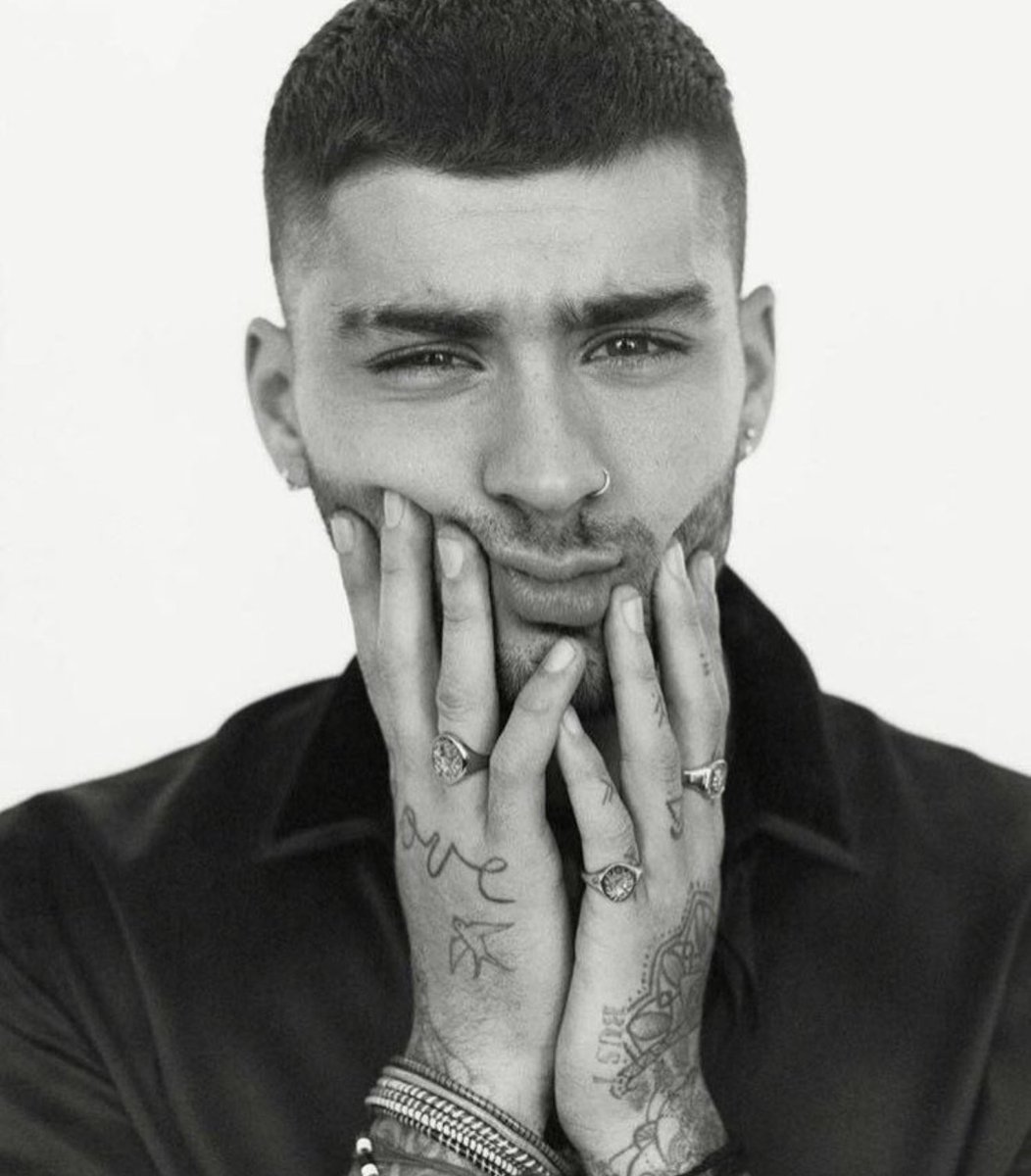 ZJMCRAVE's tweet photo. Zayn has gained 595K new monthly listeners on Spotify in the last 24 hours, surpassing a total of 28.18 MILLION monthly listeners.

He has now gained a total of 3.17M new monthly listeners since the release of ‘Eyes Closed’ and is the 215th artist with the most monthly listeners. https://t.co/bsJ7b6c27n
