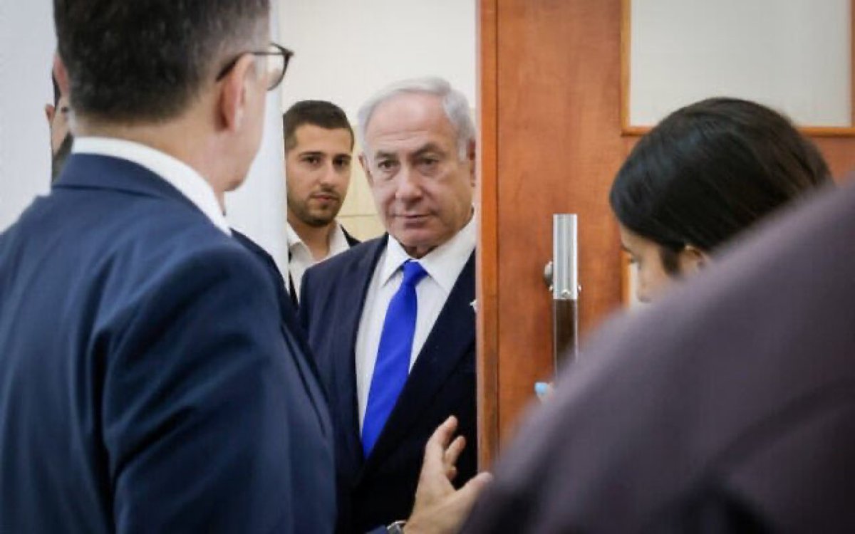 ⚡️Netanyahu will return to court tomorrow on corruption charges, despite Trump's demands for his pardon. 

Source: Israeli Channel 12.